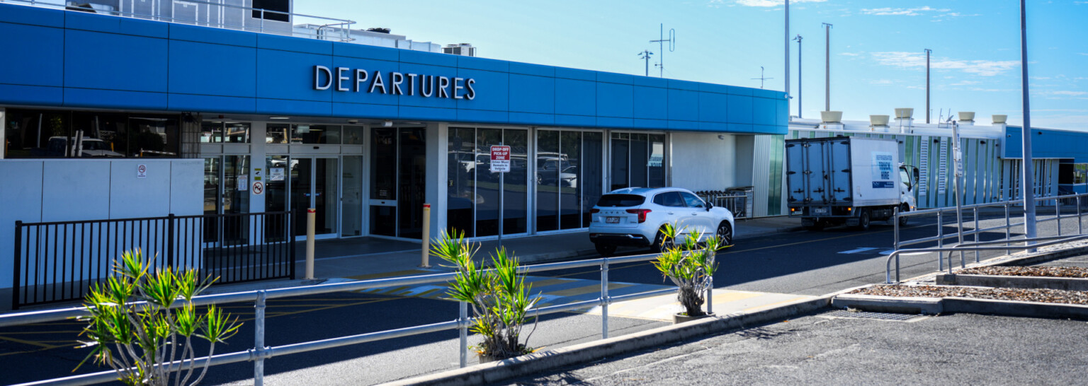 Gair departures pano